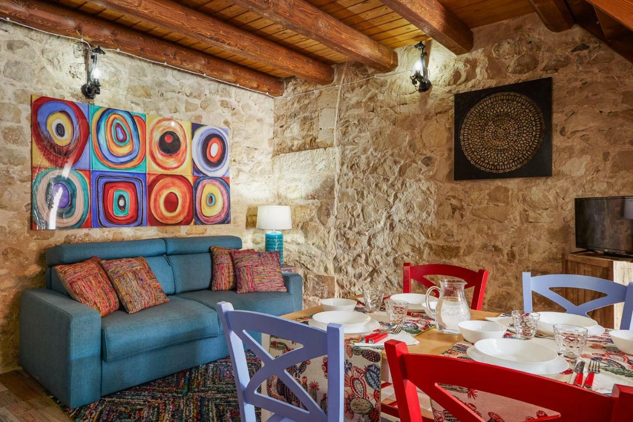 Les Petites Maisons D'Elise Scicli Exterior foto